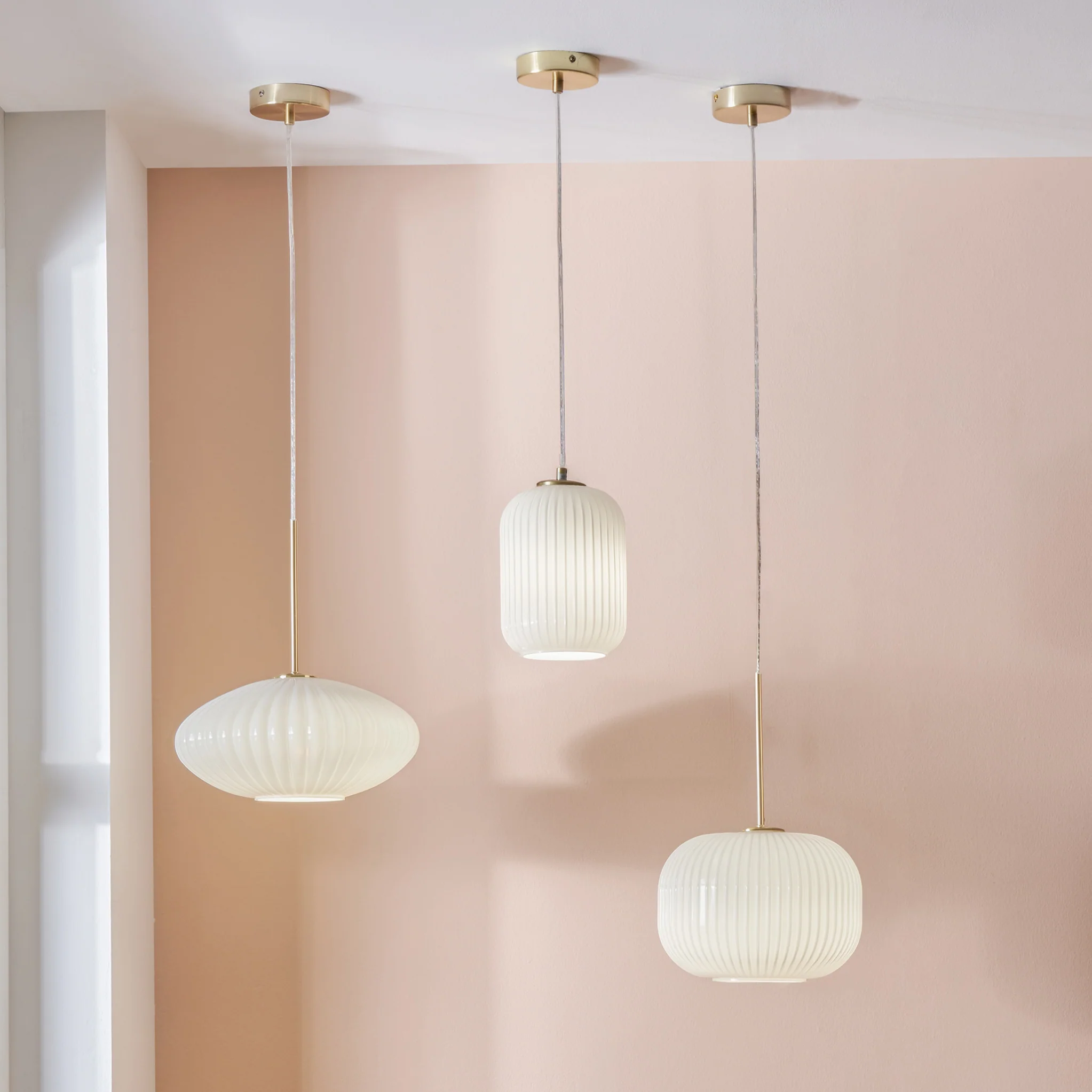 Emilia White Glass and Gold Metal Ribbed Oval Pendant - Image 4