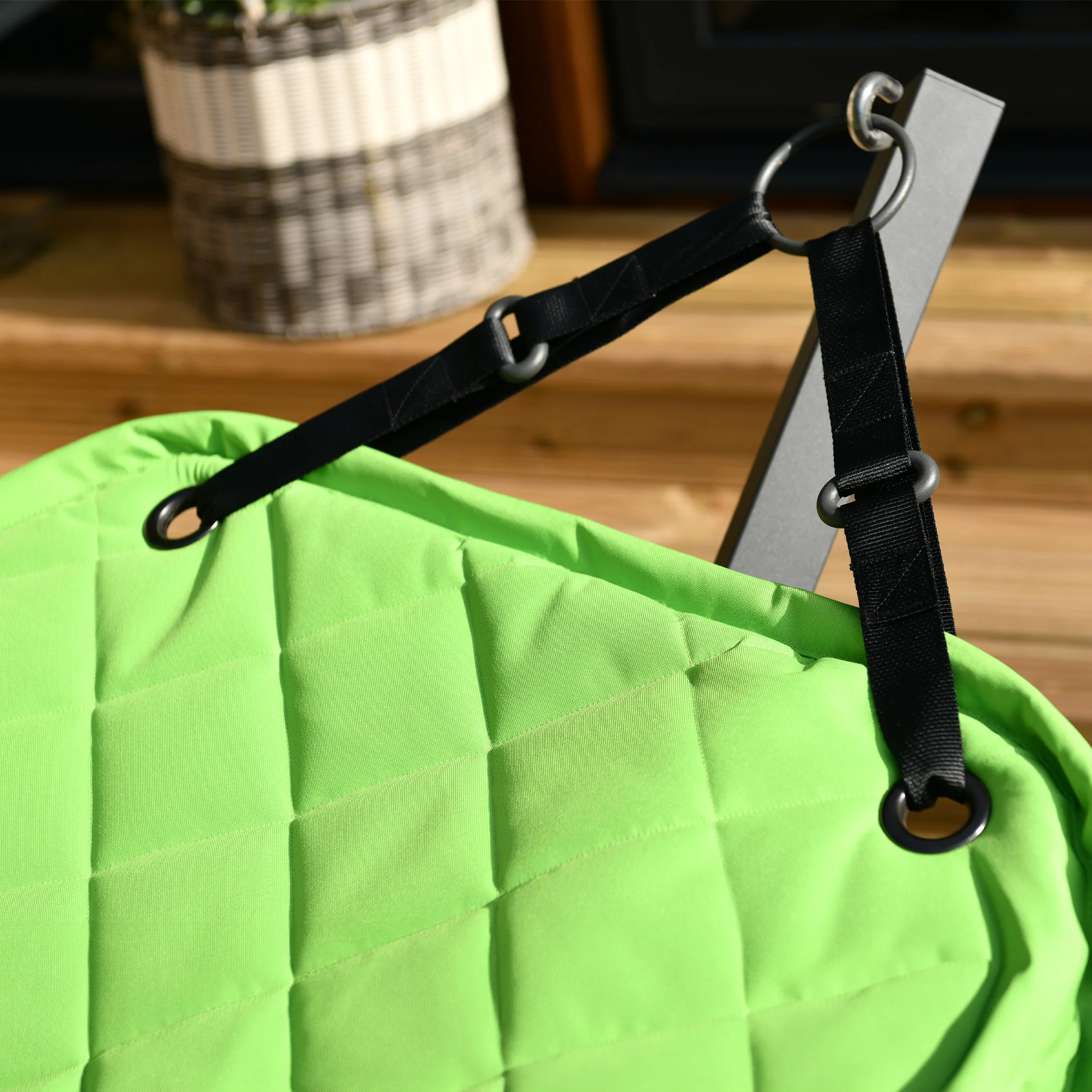 Extreme Lounging Outdoor B Hammock with Cushion - Image 5