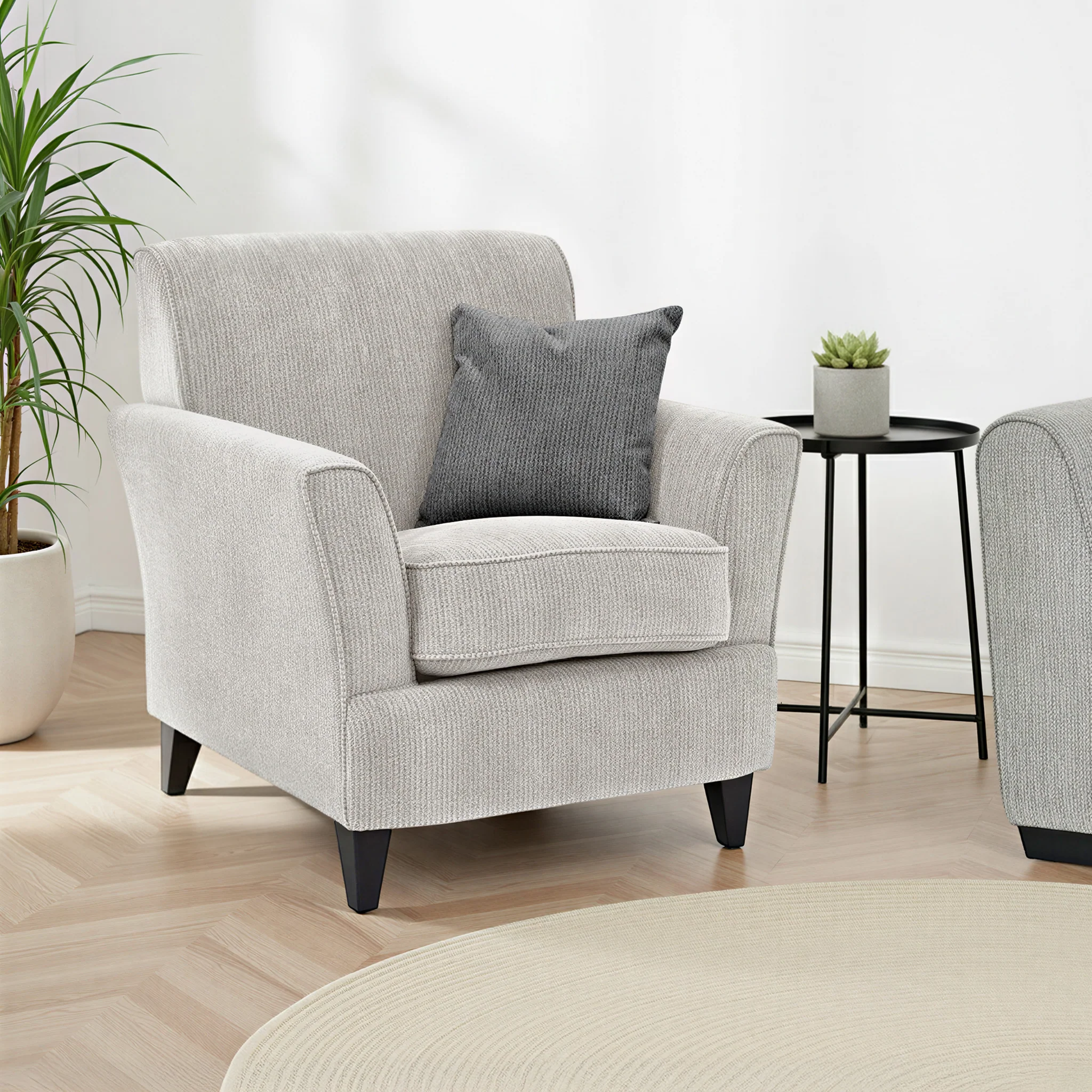 Thornby Accent Chair - Image 2